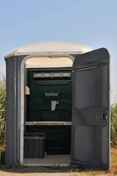 Best Porta potty rental near me  in Parma Heights, OH