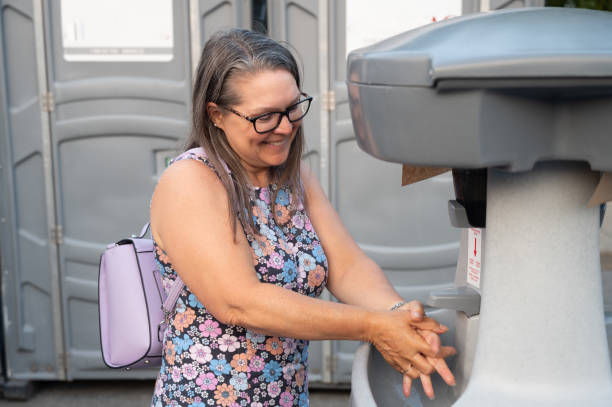 Portable Toilet Options We Offer in Parma Heights, OH
